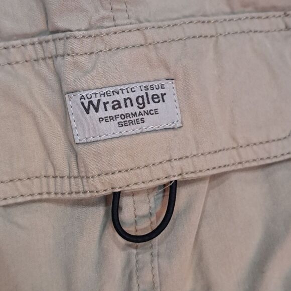 Wrangler Mens Tan Flat Front Chino Cargo Short Size 42 - Picture 3 of 16
